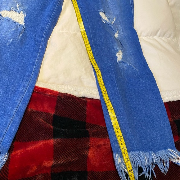 Zara Trafaluc Slouchy Distressed Jeans- Size 10 - Picture 5 of 12